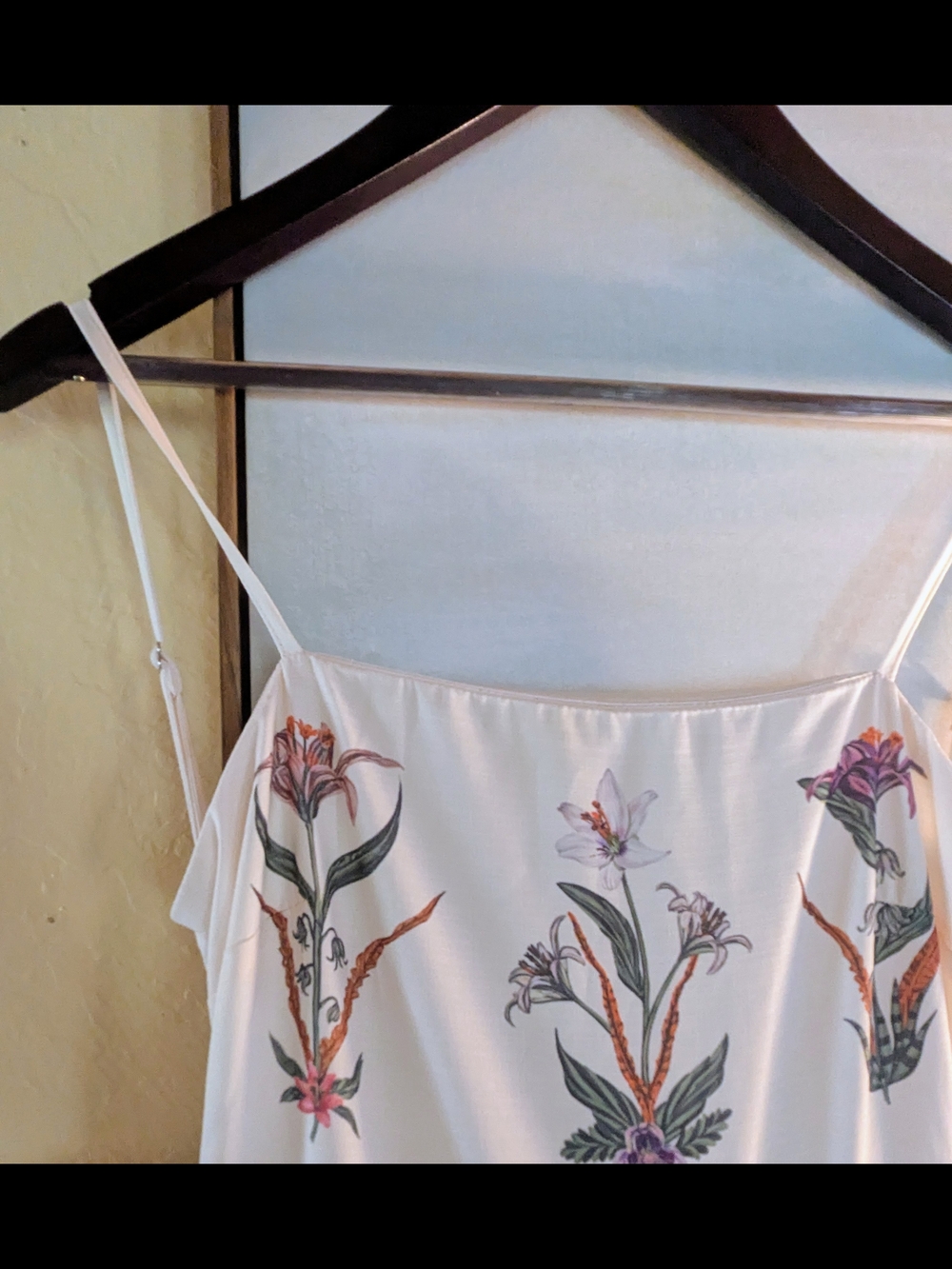 Commense Cream Floral Embroidered Maxi Dress - Picture 6 of 13